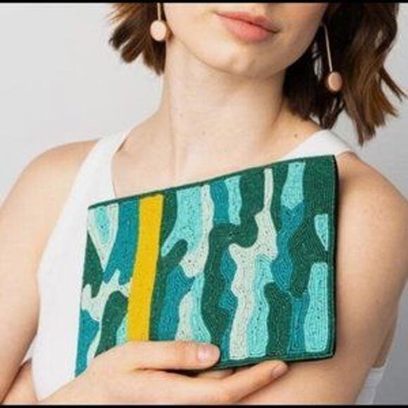 INK+ALLOY Handbags - Ink + Alloy Artsy Boho Abstract Camo Seed Beaded Zippered Pouch